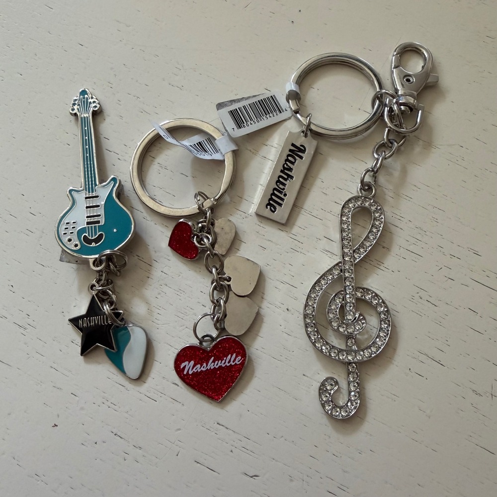 NASVHILLE Keychain + Magnet Bundle City Merchandise Music Theme Women's OS New‎
